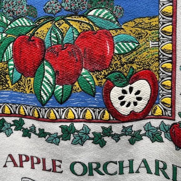 90s Apple Orchard Sweatshirt - Picture 2 of 14
